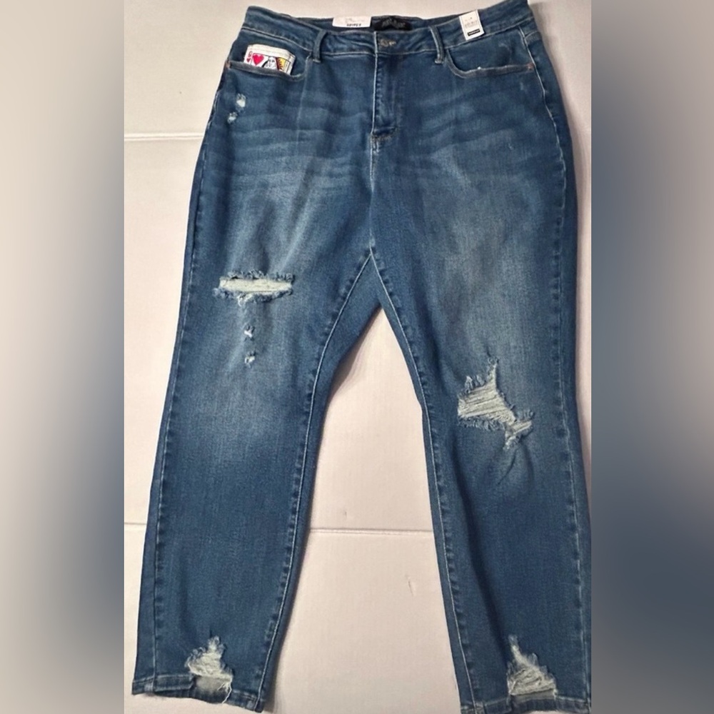 NWT $75 Judy Blue High Waist Boyfriend Jeans Queen Of Hearts Size 20W Distressed